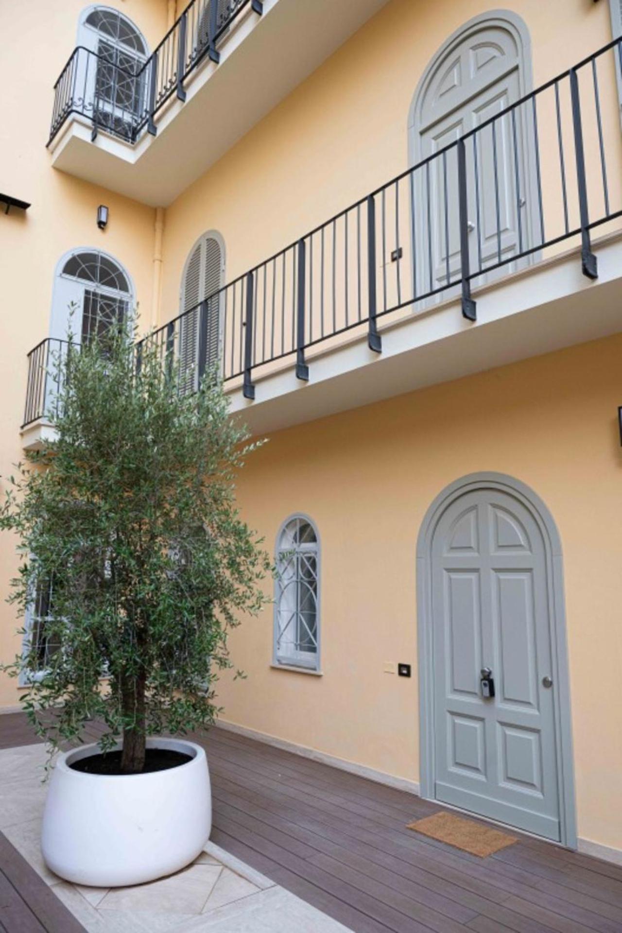 Joivy Cavour Luxury Apartments Rome Exterior photo